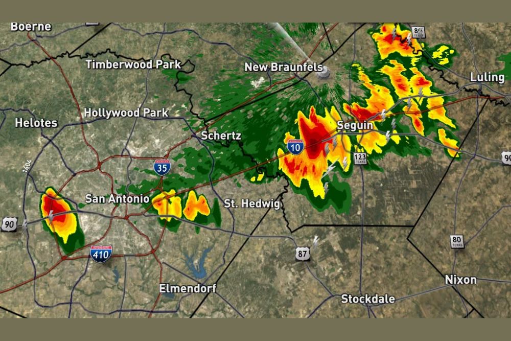 Lone Thunderstorm and Scattered Showers Develop Near San Antonio Friday Night as Rain and Thunder Move Slowly Along I-10 in Guadalupe County